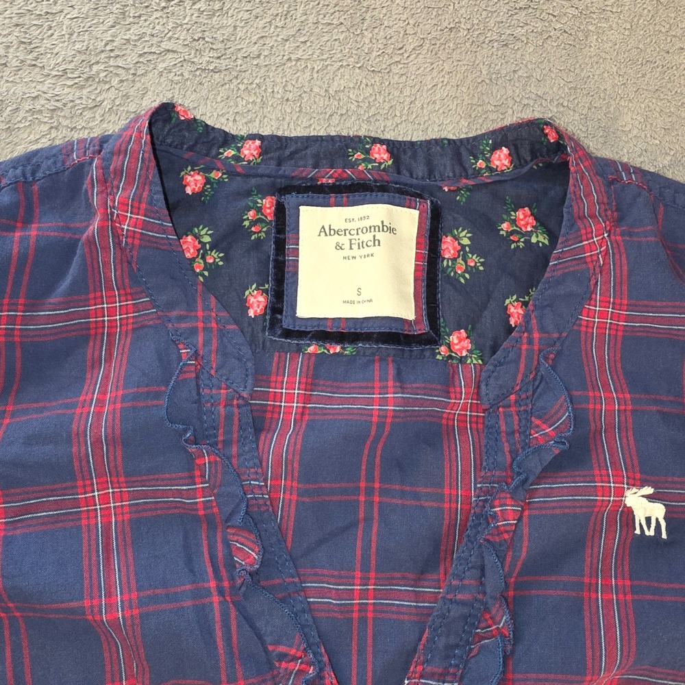 Abercrombie & Fitch Y2K Plaid Ruffle Twilightcore Top Navy Red Floral Trim Small